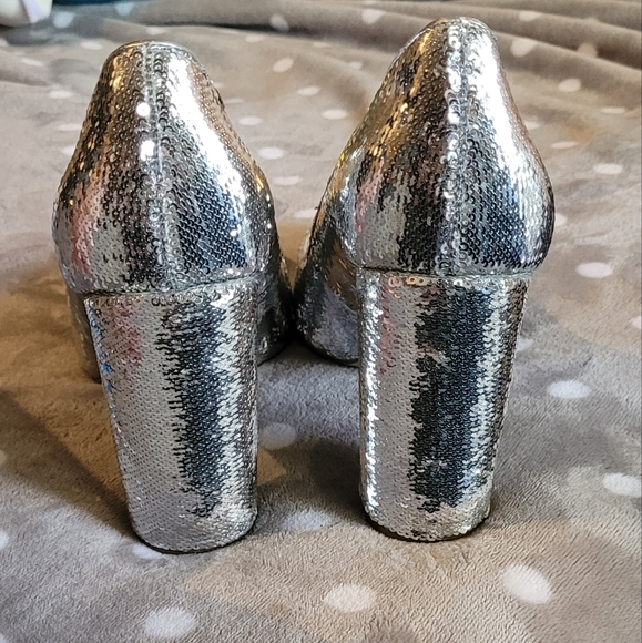 Jewel Badgley Mishka Pumps - Picture 2 of 4